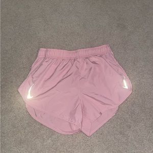 Women’s pink Nike shorts, AM